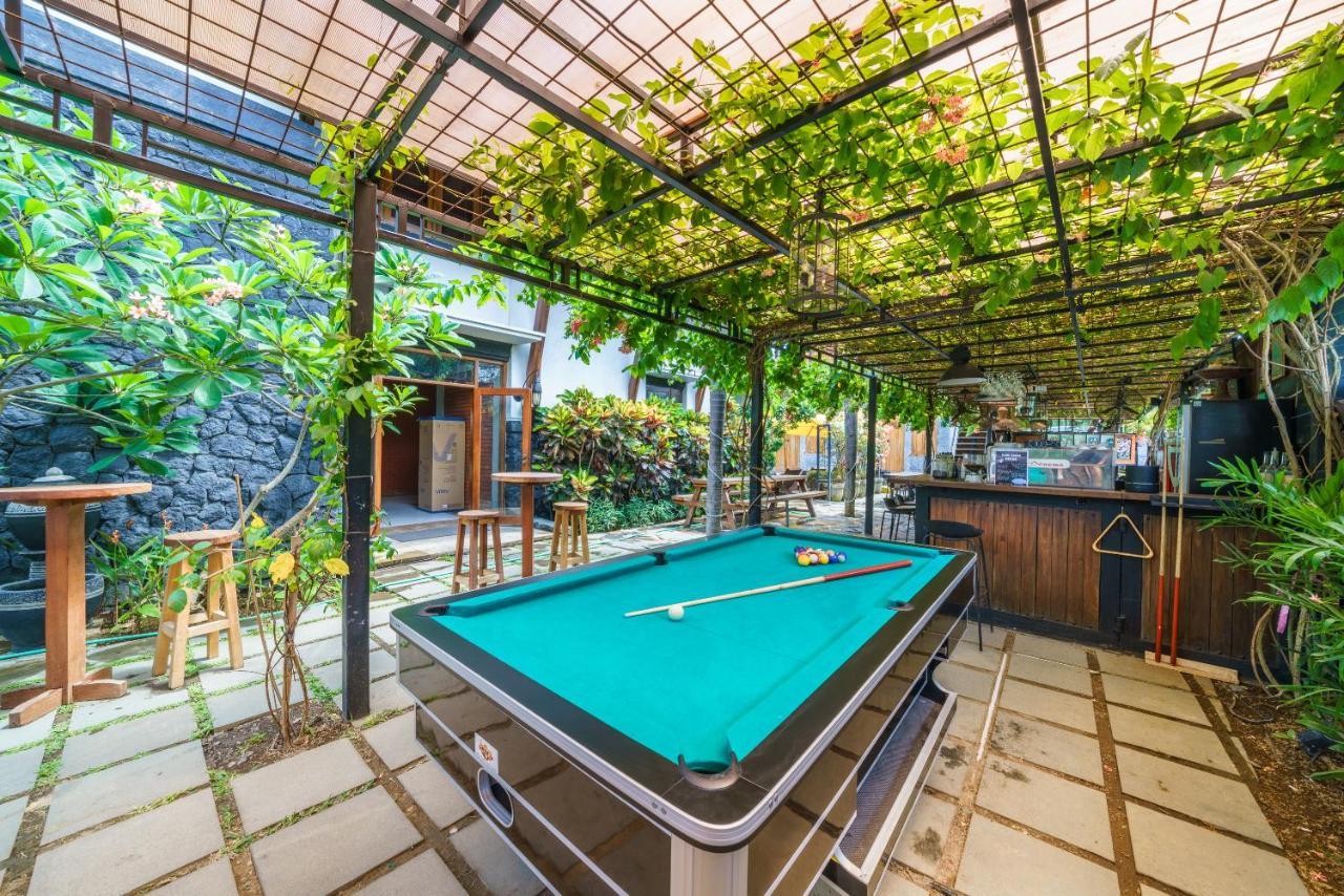 Black Pearl Hostel Canggu  Exterior photo